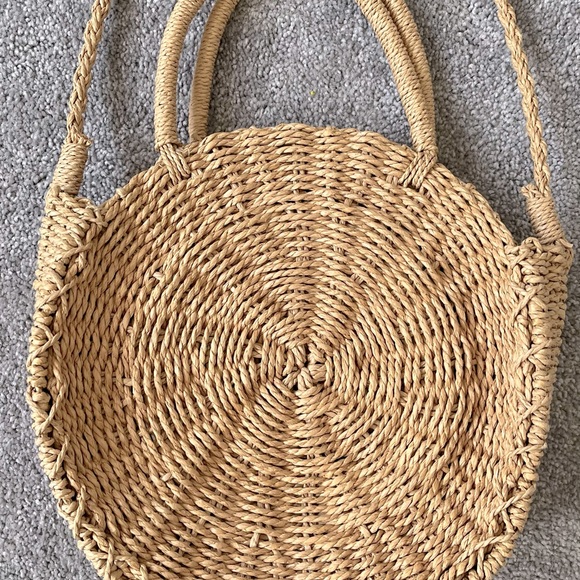 Beautiful Purse - Picture 2 of 3